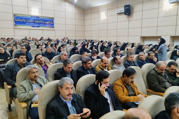 نشست مدیران استان کردستان و مشاور وزیر آموزش و پرورش با محوریت پویش ملی«بر مدار مقاومت»