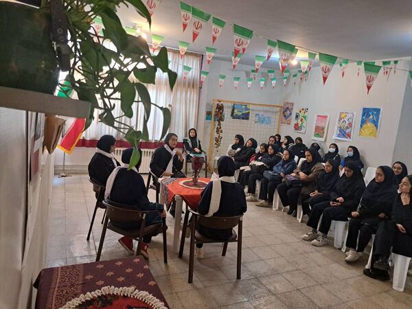 درخشش دوباره مدرسه دکتر باهنر در نمایشگاه ماها 