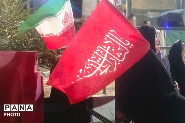 نبض شب در دستان مردم؛ فریاد وحدت در سکوت شهر