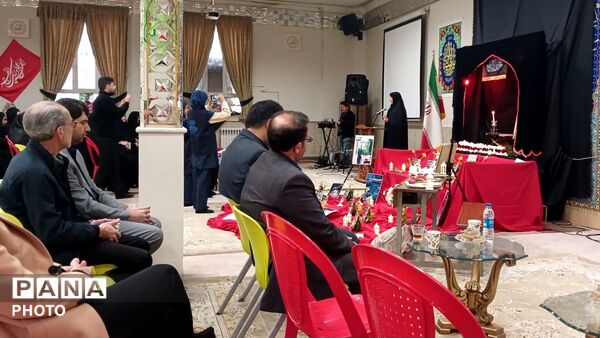 مراسم بزرگداشت چهلمین روز شهادت امام شهید امت و شهدای دبستان میناب 
