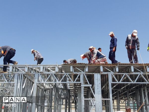 عملیات اجرایی آموزشگاه ۶ کلاسه «شهید دربندی» در روستای قلعه‌ نوِ کلات 