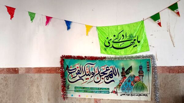 برگزاری مراسم  باشکوه ۲۲ بهمن و تجلیل از نفرات برتر روستای میرزآباد