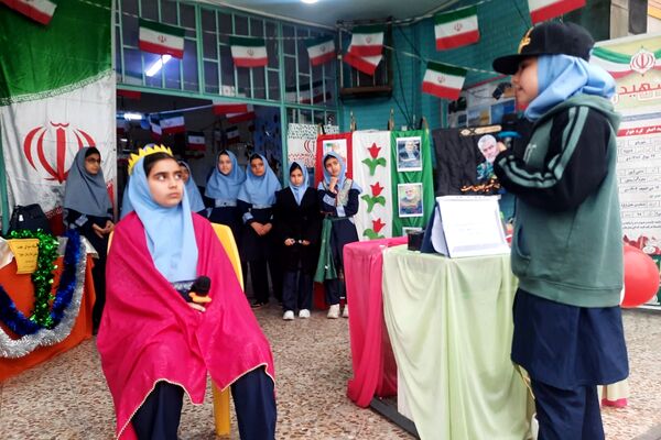 جشن پیروزی انقلاب اسلامی در مدارس منطقه کهریزک 