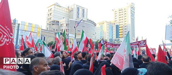 بغض گلوگیر ملت در آخرین دیدار با امام شهید