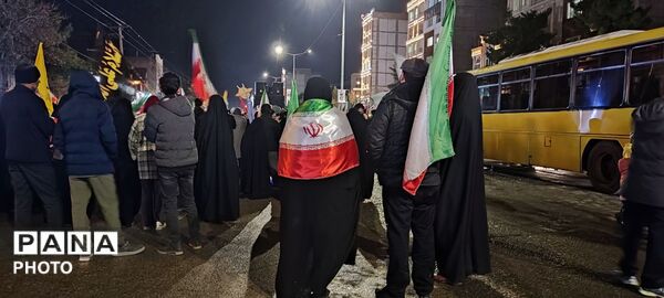 چهارشنبه سوری متفاوت در بلوار فضل نیشابور 