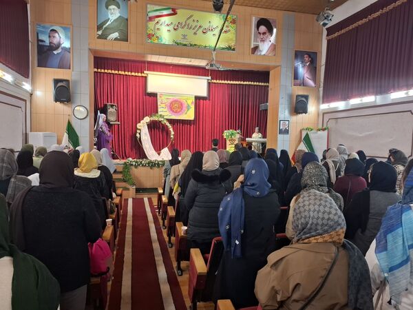 گرامیداشت روز مادر مدرسه دخترانه ۱۷ شهریور 