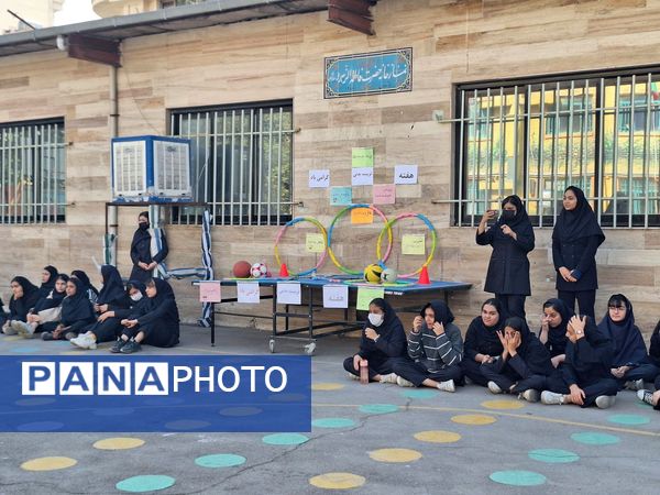 المپیاد ورزشی درون مدرسه ای در دبیرستان شهید قویدل