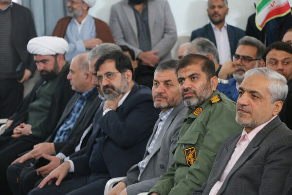 برپایی جشن «حضور تا ظهور» در دبیرستان شهیده حسنی سعدی قم