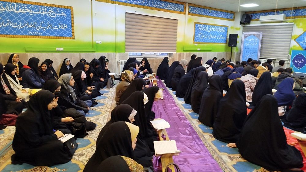برپایی محفل انس با قرآن در آموزش و پرورش استان البرز 