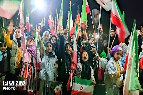 از انتقام خون شهدا صرف نظر نخواهیم کرد