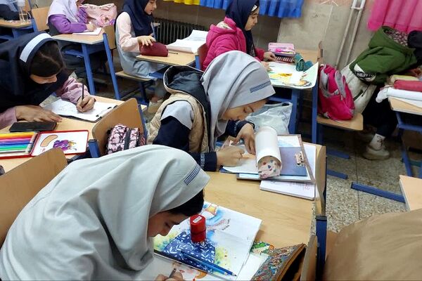 افتتاحیه مسابقات فرهنگی هنری امید فردا دختران در شهرستان ورامین