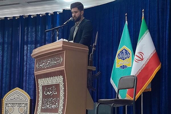 نماز جمعه این هفته باقرشهر با حضور پرشور دانش‌آموزان