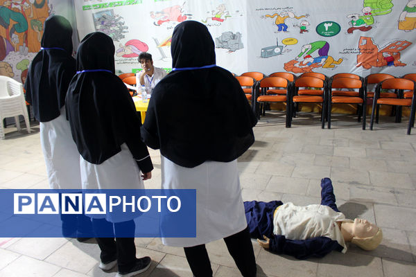 رقابت‌های مراقبین سلامت قم در بخش امداد و نجات