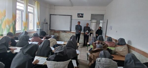 برگزاری آزمون جامع دستاوردهای یادگیری در آموزشگاه فدک فاروج