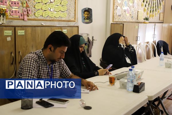 حضور پر شور مردم مشهد در چهاردهمین دوره انتخابات ریاست‌جمهوری 