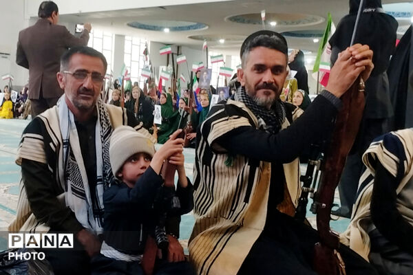 بیعت خبرنگاران بختیاری پانا با امام امت