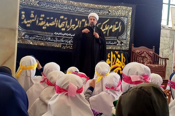 همایش نوگلان فاطمی در شهر بهمن