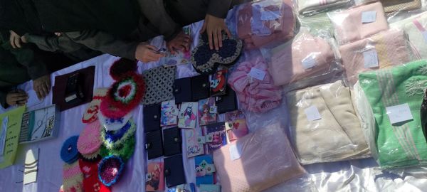 برپایی بازارچه دانش آموزی در دبیرستان نمونه اندیشه شهرستان کاشمر