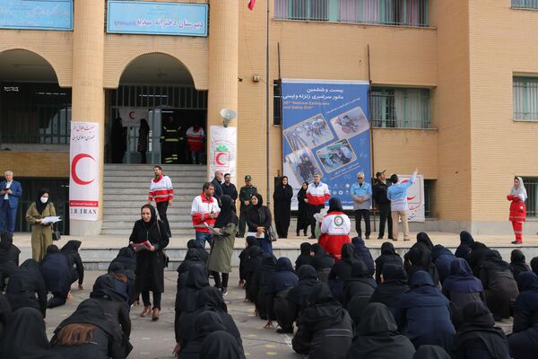 برنامه متمرکز مانور سراسری زلزله در زنجان