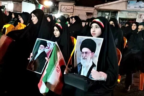اجتماع مردم کومله به مناسبت شهادت رهبر انقلاب