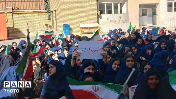 اول مهر؛ بازگشت پس از نه ماه، میان جای خالی‌ها و داغی ماندگار