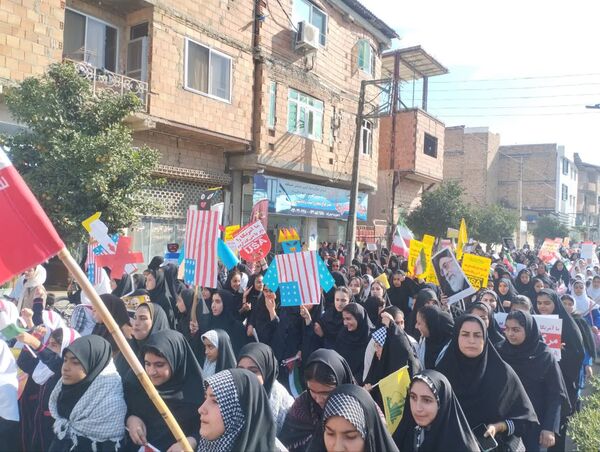 مراسم راهپیمایی ۱۳ آبان در شهرستان میاندورود