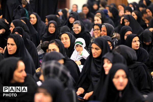 همایش شیرخوارگان حسینی با حضور پرشور مادران 