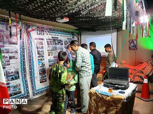 نمایشگاه دست آورد های انقلاب در کاشمر