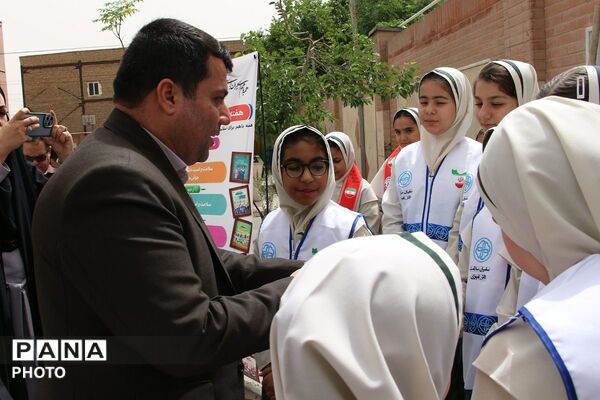  افتتاحیه اتاق بهداشت در مدرسه آیت‌الله خامنه‌ای قرچک به مناسبت هفته سلامت