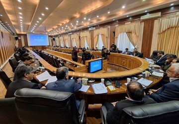 نشست خبری به مناسبت دهه فجر انقلاب اسلامی در استانداری فارس