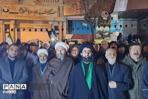 حضور مردم ولایتمدار و مسئولین شهرستان فیروزکوه در اجتماع امت حزب‌الله