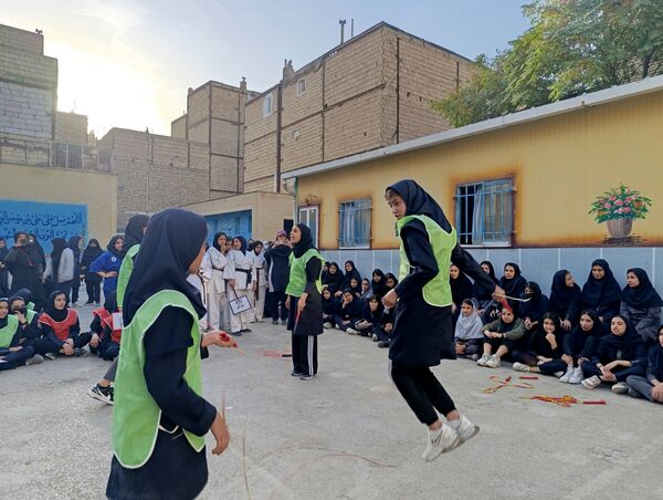 المپیاد ورزشی درون مدرسه ای در دبیرستان سروقد