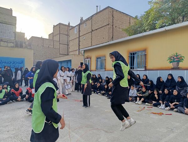 المپیاد ورزشی درون مدرسه ای در دبیرستان سروقد
