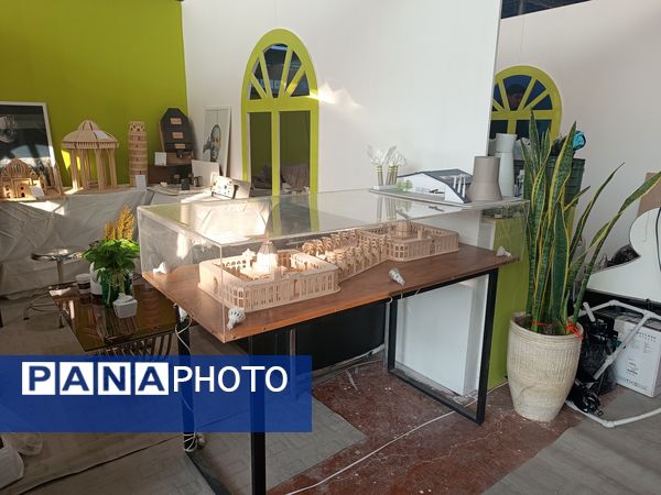 حضور پررنگ دانش‌آموزان در نمایشگاه آثار و دستاوردهای پژوهش و فناوری خراسان رضوی