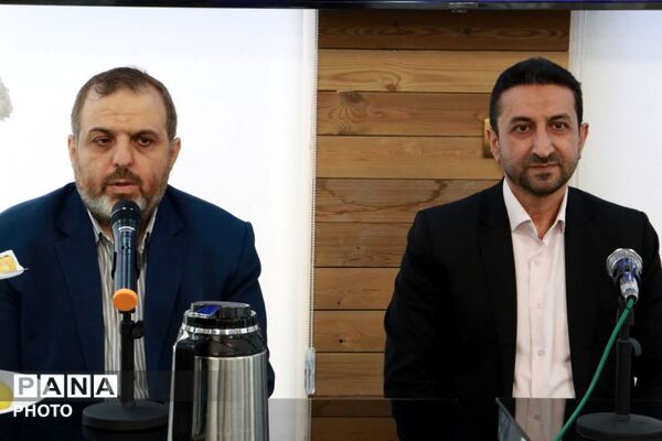 هم‌افزایی مدیران سوادآموزی پایتخت در منطقه ۱۴؛ گامی نو در توانمندسازی کارکنان