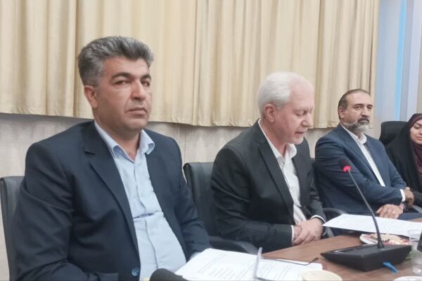 دیدار وزیر آموزش‌وپرورش با نماینده تشکل‌های دانش‌آموزی استان فارس