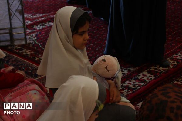 دانش‌آموزان همدانی در سومین رویداد «۱۶۸» یاد شهدای دانش‌آموز میناب را گرامی داشتند