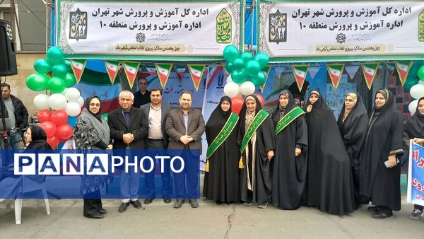 تجلی حضور باشکوه مردم در راهپیمایی ۲۲ بهمن 