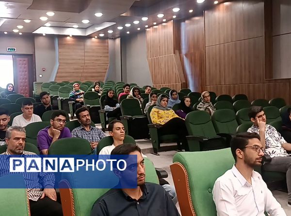 همایش انتخاب رشته کنکور سراسری و معرفی رشته های دانشگاهی، در شهرستان ملارد