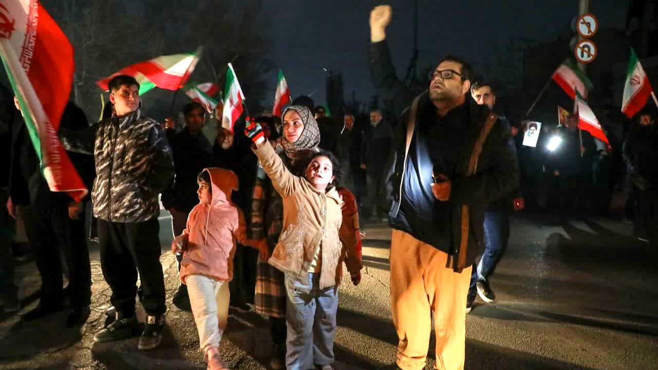 هنوز هم امیدها به بچه دبستانی‌هاست