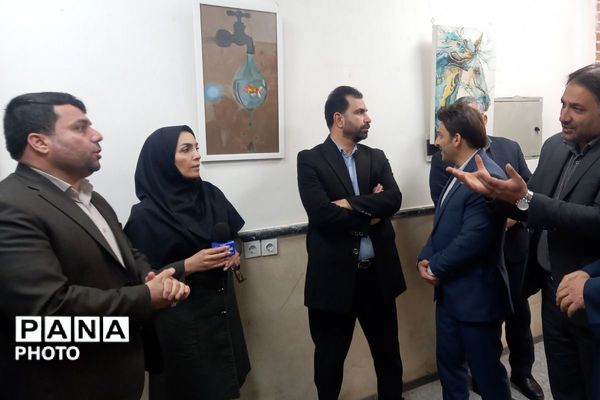 ردپایی از نقش و نگار در نمایشگاه دائمی شهرداری قرچک با آثار جشنواره دانش‌آموزی فرهنگی- هنری فردا