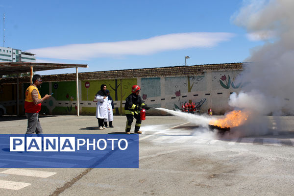 رقابت‌های اطفاء حریق مراقبین سلامت استان قم