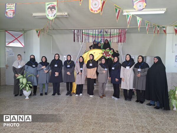 طنین قرآن، عترت و نماز در مشهدمرغاب