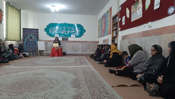سلسله کارگاه های آموزش خانواده در دبستان نیایش