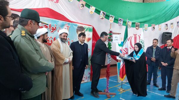 همایش «یاوران انقلاب» و «پیشتازان مقاومت» و آیین نواختن زنگ انقلاب در شیروان برگزار شد
