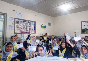 انتخابات شورای دانش آموزی در مدرسه علی اصغر دانشور یک