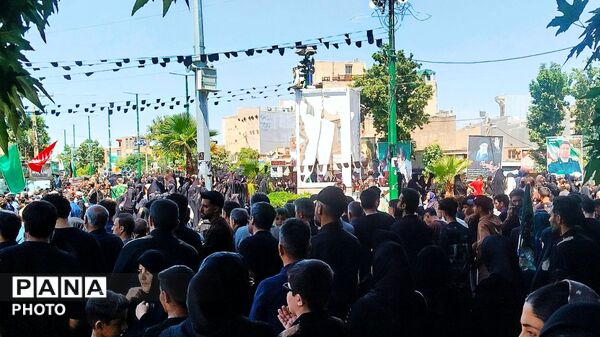 تجلی عشق حسینی مردم کوهدشت در روز عاشورا