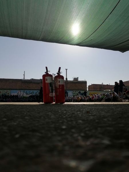 آموزش اطفاء حریق در مدرسه ناهید نخودی