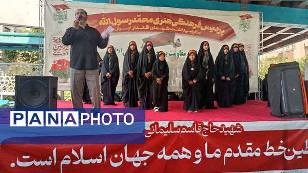 جا مانده‌ایم، اما بی‌خبر نه