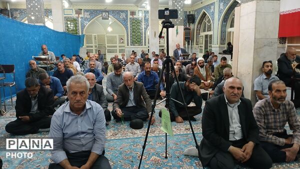 شکوه حضور در نماز جمعه بن
